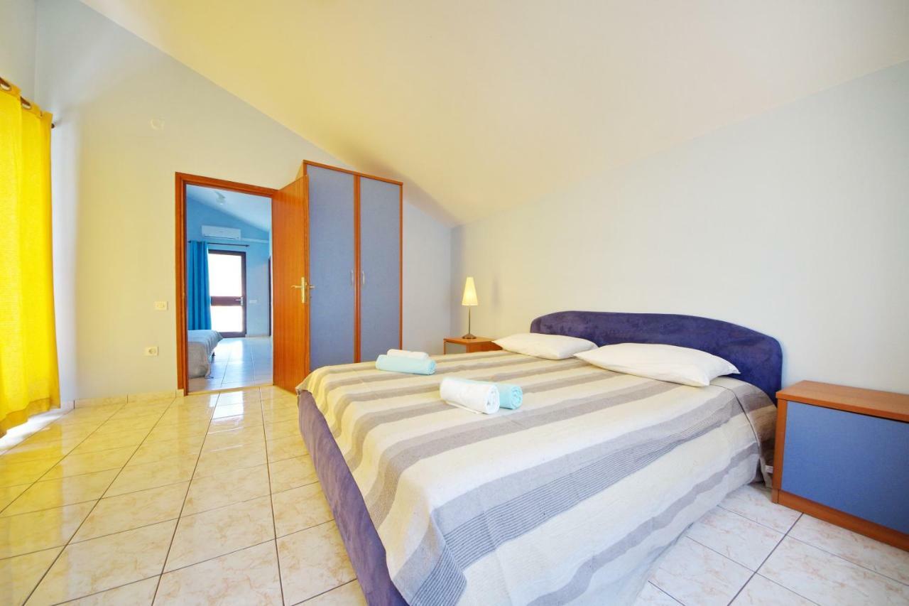 Apartments Eduard فرسي المظهر الخارجي الصورة
